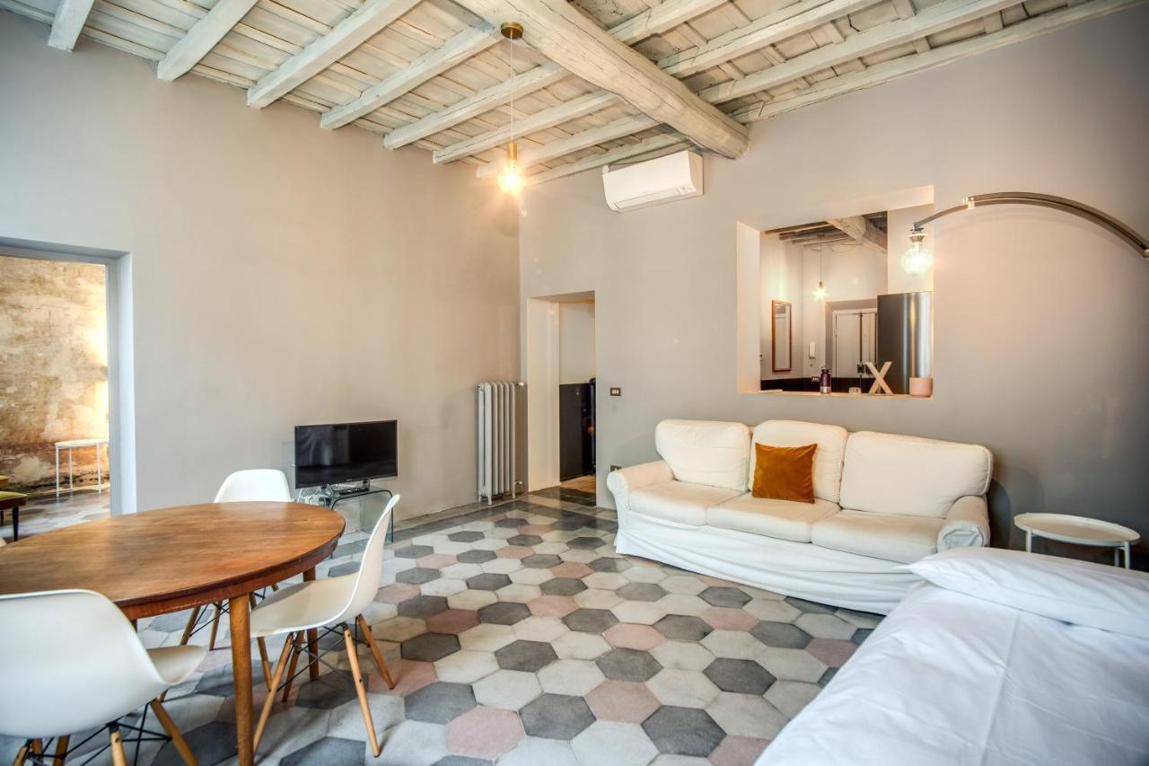 Stylish And Spacious Apartment Next To The Colosseum 罗马 外观 照片
