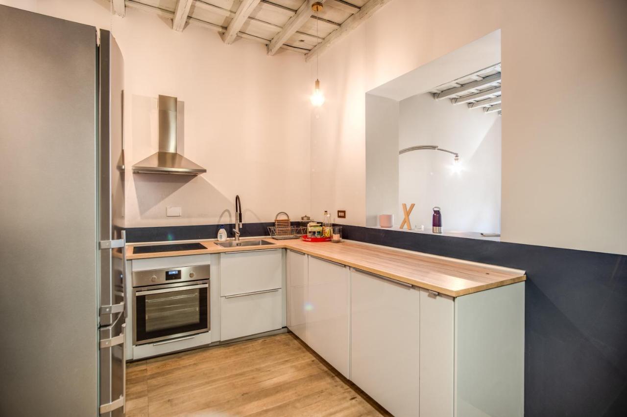 Stylish And Spacious Apartment Next To The Colosseum 罗马 外观 照片