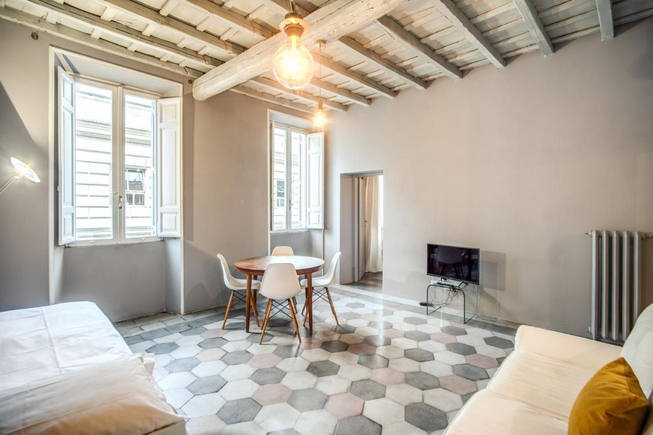 Stylish And Spacious Apartment Next To The Colosseum 罗马 外观 照片