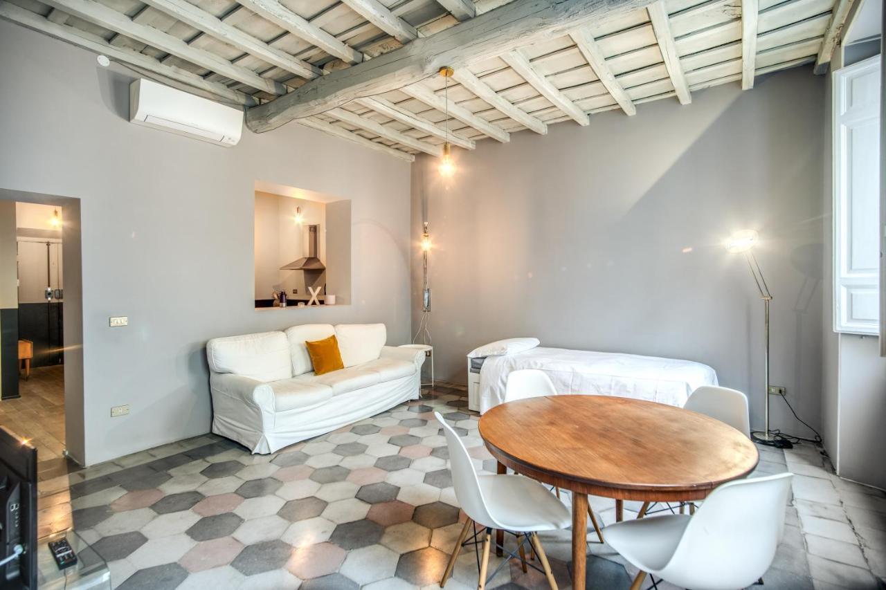 Stylish And Spacious Apartment Next To The Colosseum 罗马 外观 照片