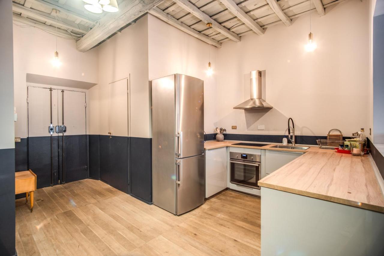 Stylish And Spacious Apartment Next To The Colosseum 罗马 外观 照片